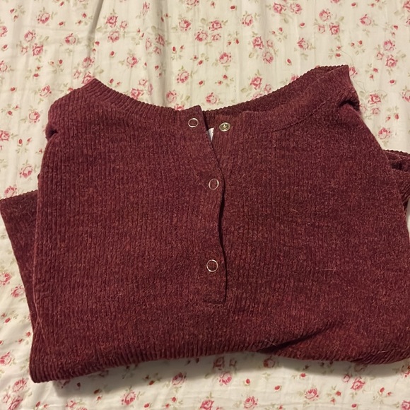 Cropped sweater - Picture 4 of 4